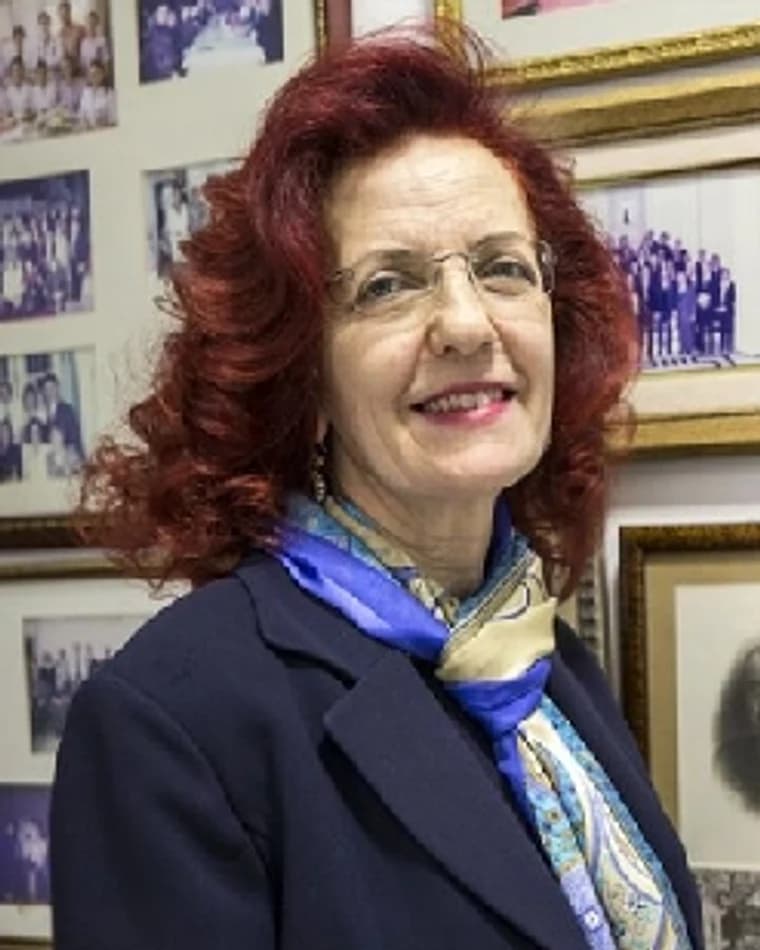 Doç. Dr. Fatma Nur Çakmak